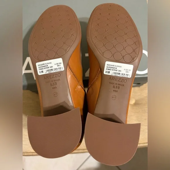 NWT Arezzo Women's Rebecca Mid-Block Leather Booties - Size 8.5 - Picture 9 of 14